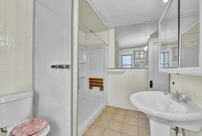 Building Photo - 1486 E 134th St