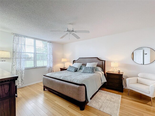 Building Photo - 11720 St Andrews Place St