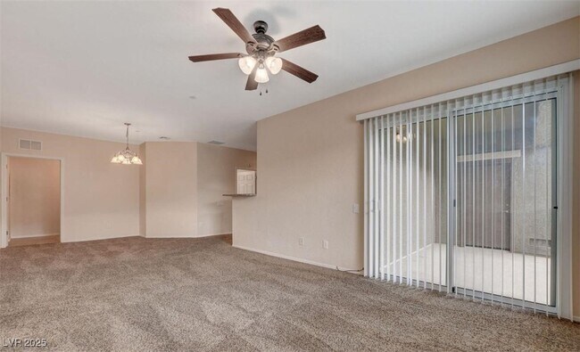 Building Photo - 6868 Sky Pointe Dr