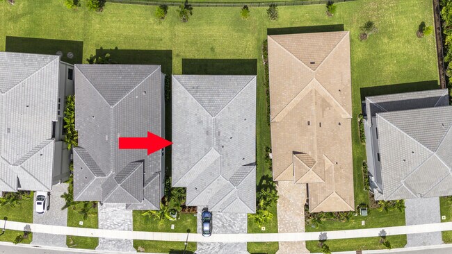 Building Photo - 10033 Stockrun Dr