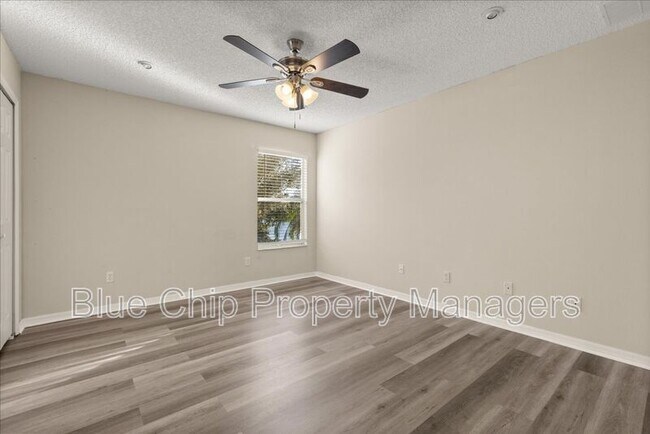 Building Photo - 5846 Manchester Bridge Dr