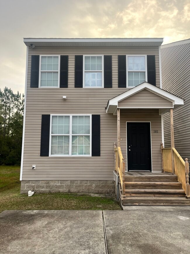 Building Photo - 202 Bella Sera Ln