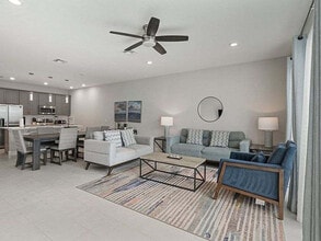 Building Photo - 7916 Draw St