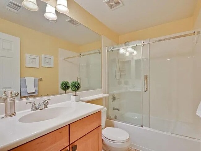 Building Photo - SAN JOSE-beautiful  townhome with tandem two car garage, newer construction