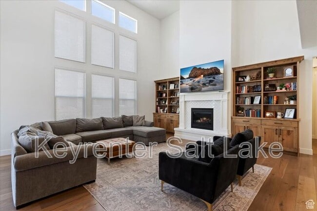 Building Photo - 1046 W Seasons View Ct