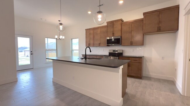 Building Photo - 3700 N Wiley Dr