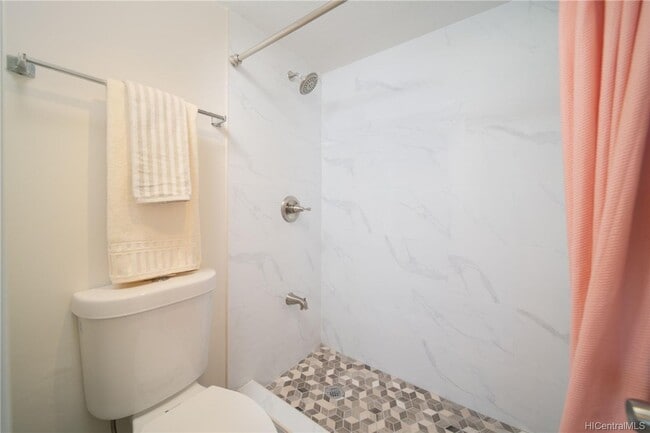 Building Photo - Convenient 1 Bedroom Close to Everything