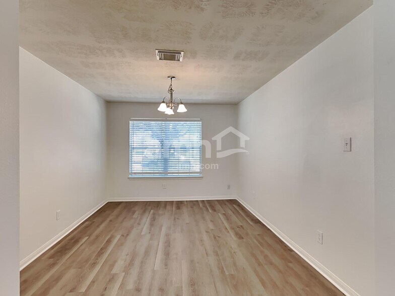 Building Photo - 1018 Redcrest Springs Ct