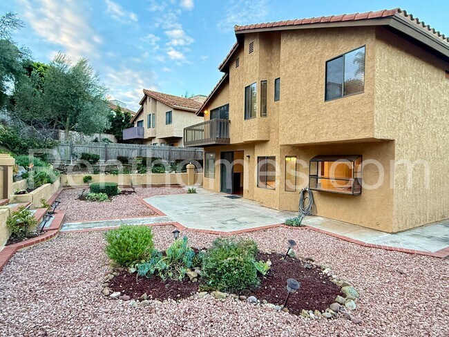 Building Photo - 14265 Marianopolis Way