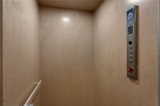 Building Photo - Available Now: 3-story townhome new constr...