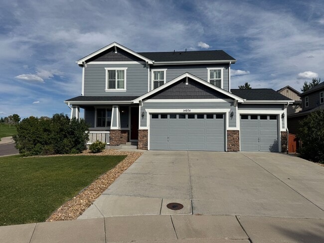 Primary Photo - Beautiful spacious home in a lovely quiet ...