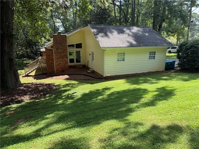 Building Photo - 3544 Raymond Dr