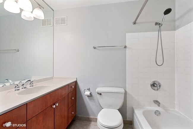 Building Photo - 474 N Lake Shore Dr