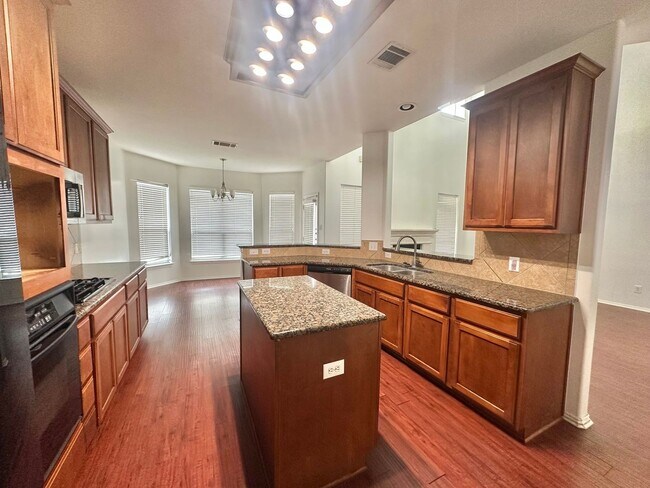 Building Photo - 4 BED 2.5 BATH IN PFLUGERVILLE TX!!! New Management