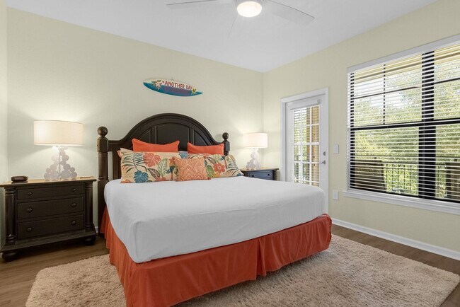 Building Photo - 510 Calabria Ave