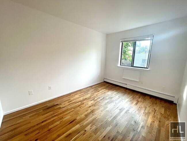 Building Photo - 76 ROAD