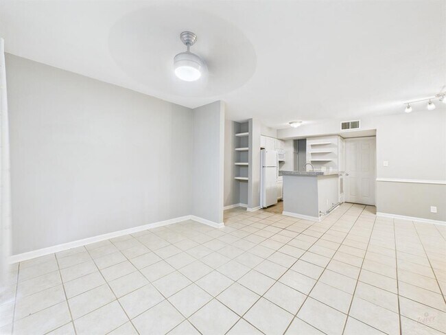 Building Photo - 3018 S 1st St