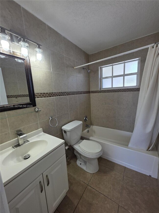 Building Photo - 2141 N 57th Terrace