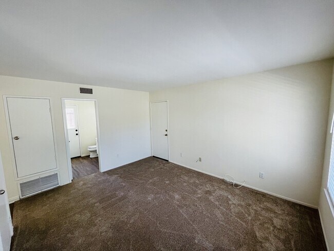Building Photo - 25020 Jutland Dr