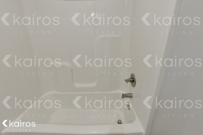 Building Photo - 240 Camelot Way