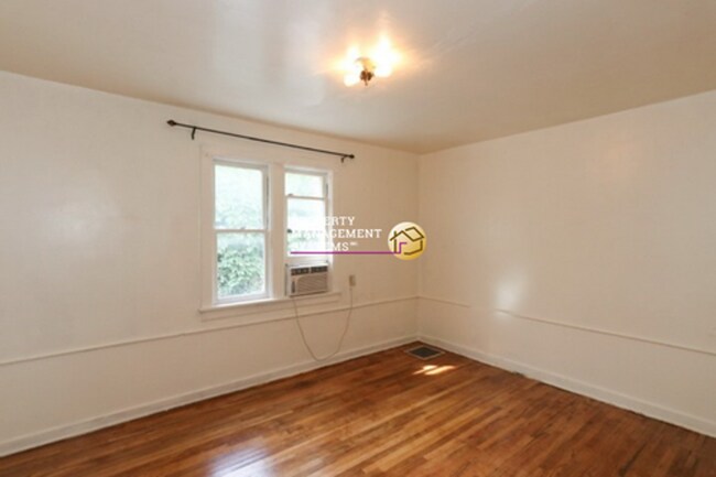 Building Photo - 309sa - S