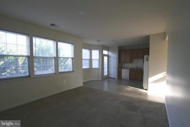 Building Photo - 107 Berwick Ln