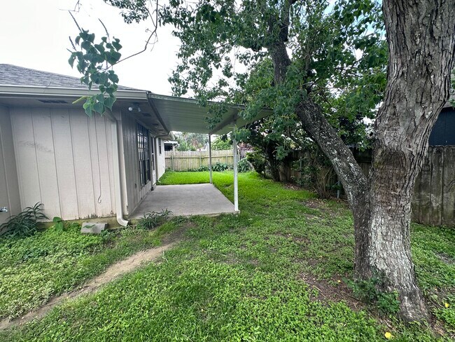 Back Yard - 4908 Purdue Dr