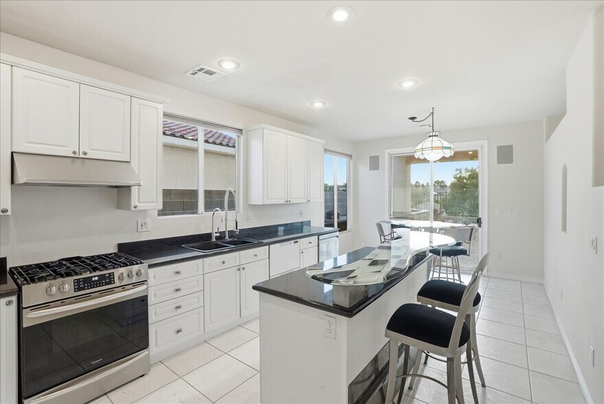 Building Photo - 1339 Echo Creek St