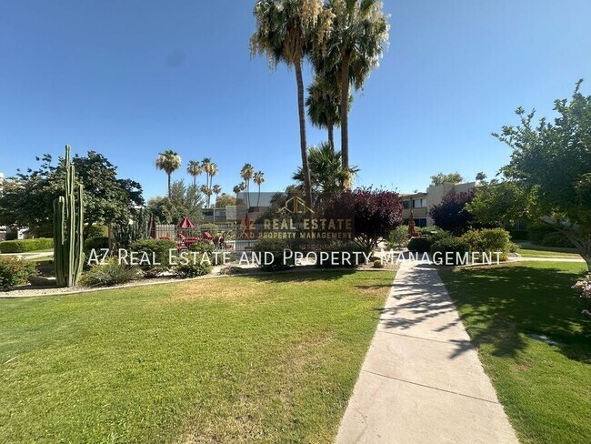 Building Photo - 4620 N 68th St