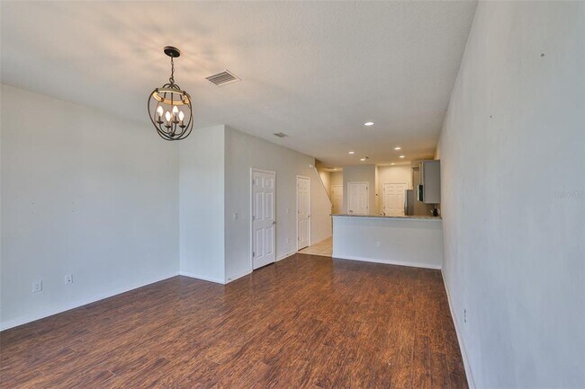 Building Photo - 9160 Hillcroft Dr