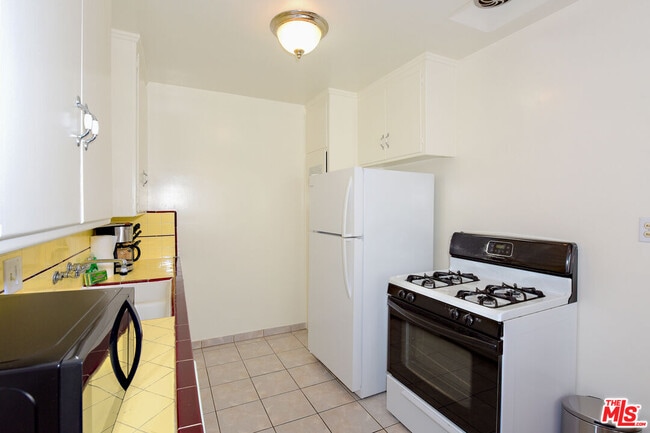 Building Photo - 3559 Sawtelle Blvd