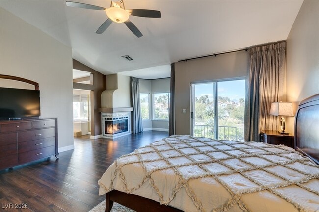 Building Photo - 54 Grossinger Ct