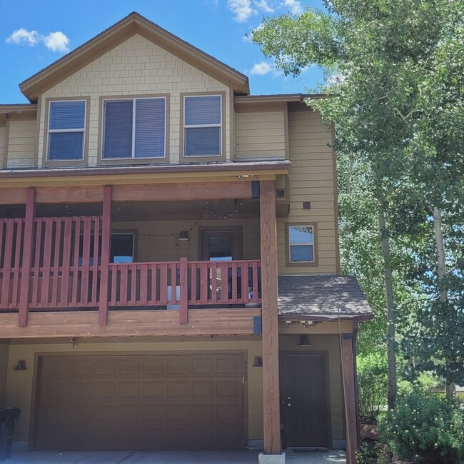 Building Photo - Furnished Bear Hollow Townhome