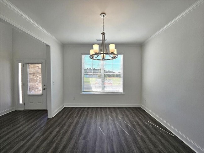 Building Photo - 7313 Yewtree Dr