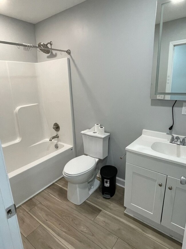 Building Photo - Fully Renovated Three Bedroom Home in Huntington