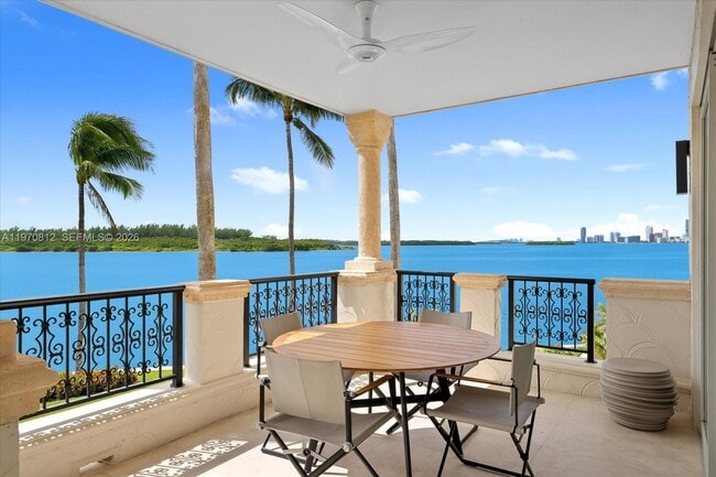 Building Photo - 4921 Fisher Island Dr