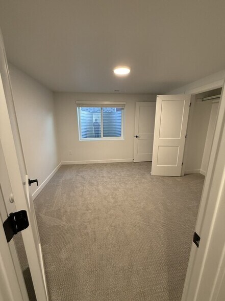 Building Photo - 2823 W 2720 N
