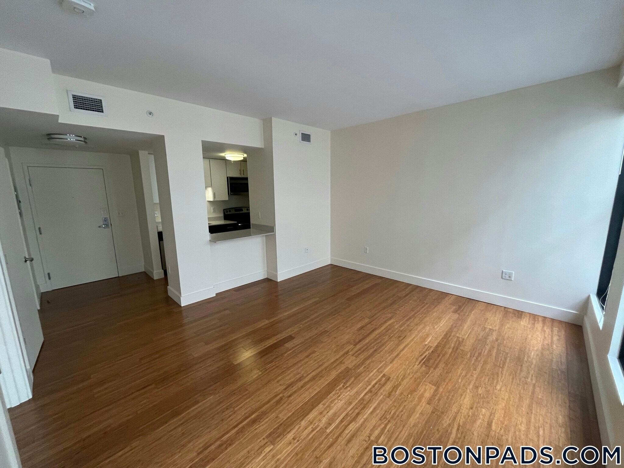 Building Photo - 8 Winter St