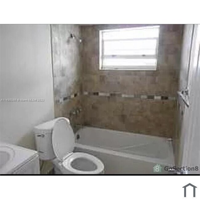 Building Photo - 6338 Polk St