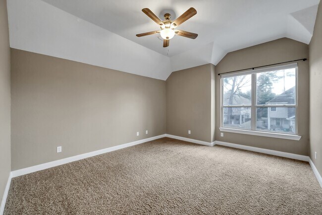 Building Photo - 51 Panterra Way