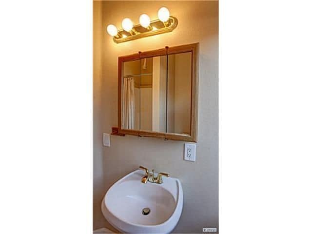 Building Photo - 9351 Russell St