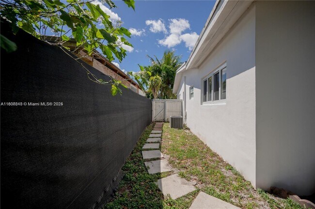 Building Photo - 305 NW 122nd St
