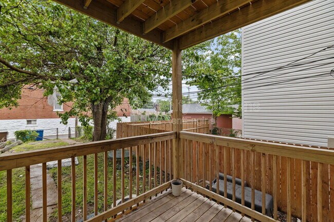 Building Photo - 3702 Meramec St