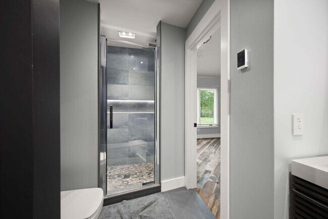 Building Photo - 104 Barkley