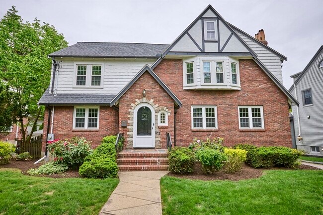 Primary Photo - 140 Watson Rd