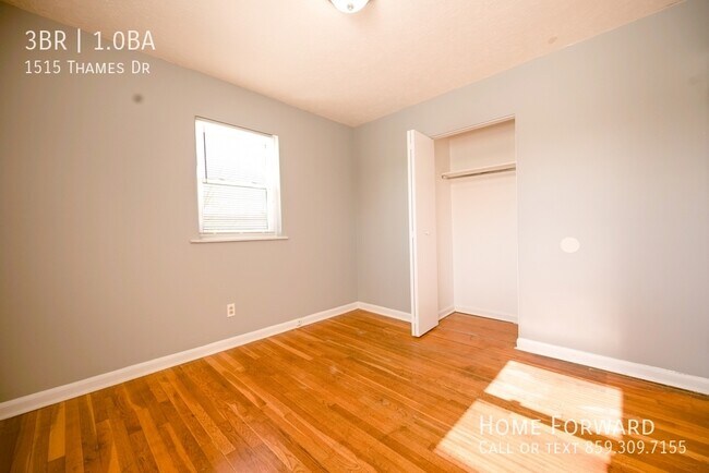 Building Photo - 1515 Thames Dr