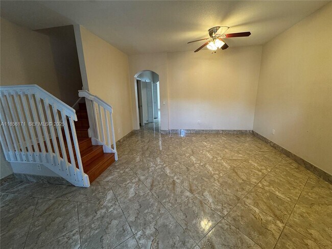 Building Photo - 4249 SW 157th Ave