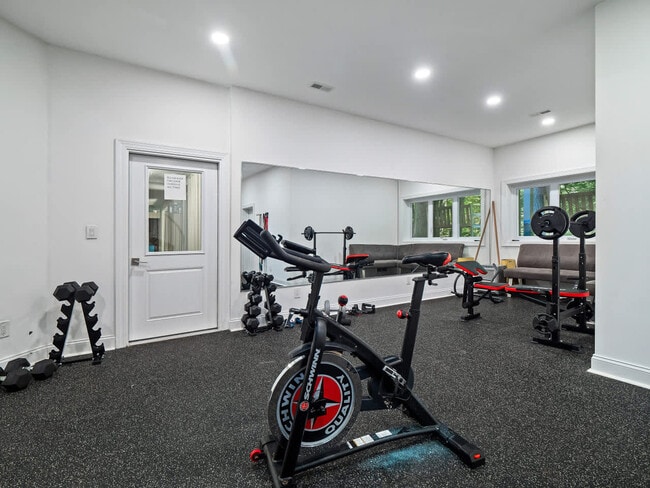 Building Photo - 117 Partridge Ln