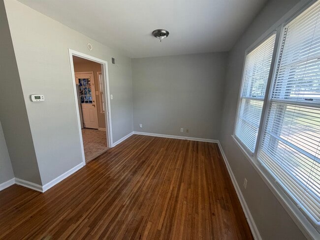 Building Photo - 1461 Woodston Rd