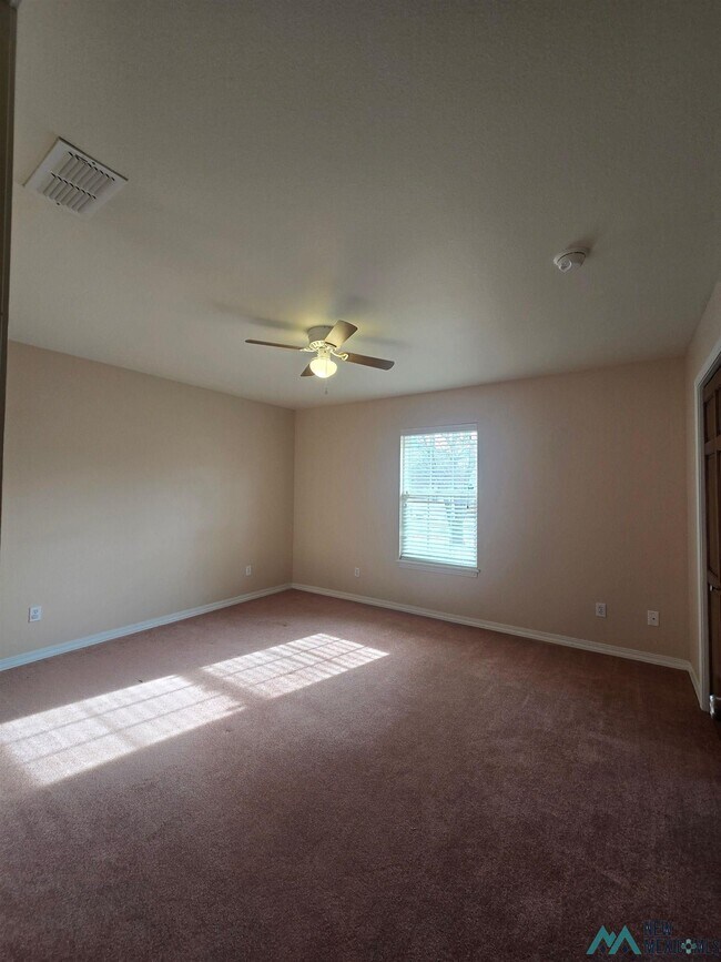 Building Photo - 108 Savannah Ct